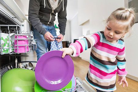 مسئولیت پذیری کودکان مسئولیت پذیری کودکان,تربیت فرزندان,تربیت کودکان