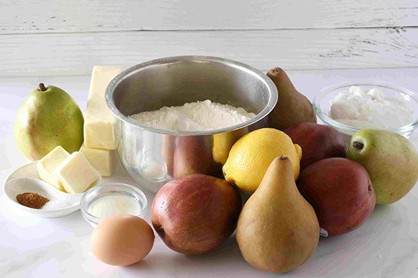 انواع شیرینی پای با میوههای پاییزی انواع شیرینی پای با میوههای پاییزی
