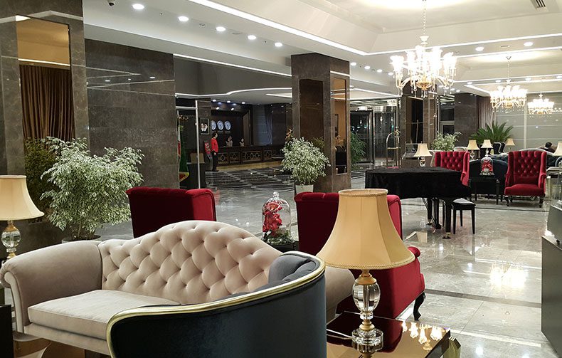 لابی هتل لاله پارک تبریز